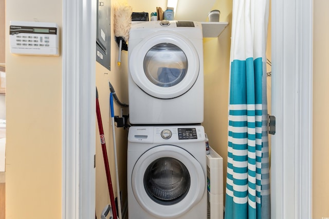 5000 N Ocean Blvd Unit E-2, North Myrtle Beach, SC 29582 - laundry room with stacked washer / dryer