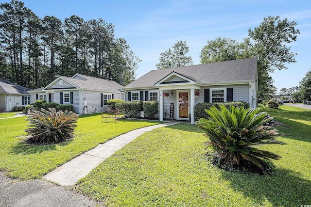 6570 Pebble Beach Cres, Myrtle Beach, SC 29588 - view of front of house with a front lawn