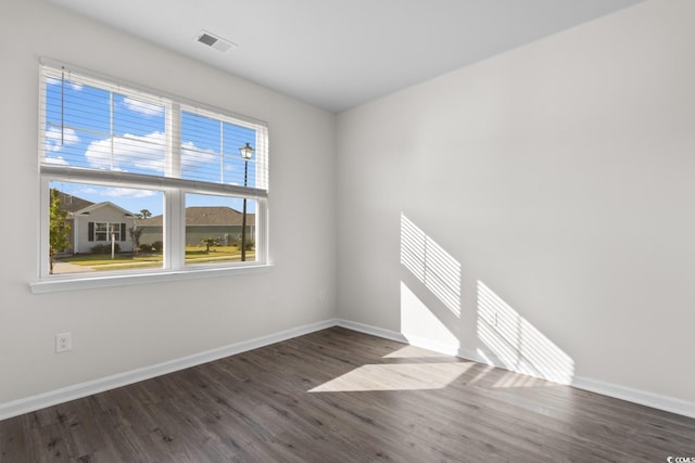 1128 Sennema Cir, Myrtle Beach, SC 29588 - unfurnished room featuring wood finished floors and baseboards