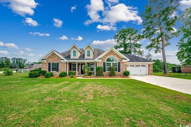301 Farmtrac Dr, Galivants Ferry, SC 29544