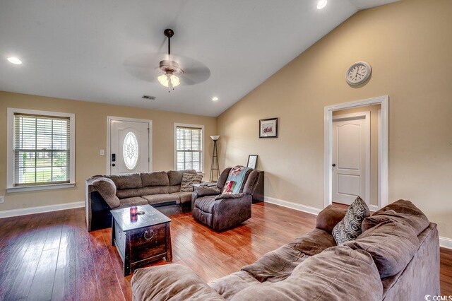 301 Farmtrac Dr, Galivants Ferry, SC 29544