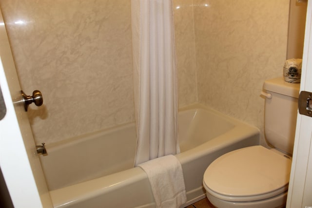 1105 S Ocean Blvd Unit 218, Myrtle Beach, SC 29577 - bathroom with toilet and shower / tub combo with curtain