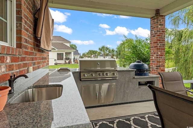 1106 Bluffton Ct, Myrtle Beach, SC 29579 - view of patio featuring area for grilling and a sink