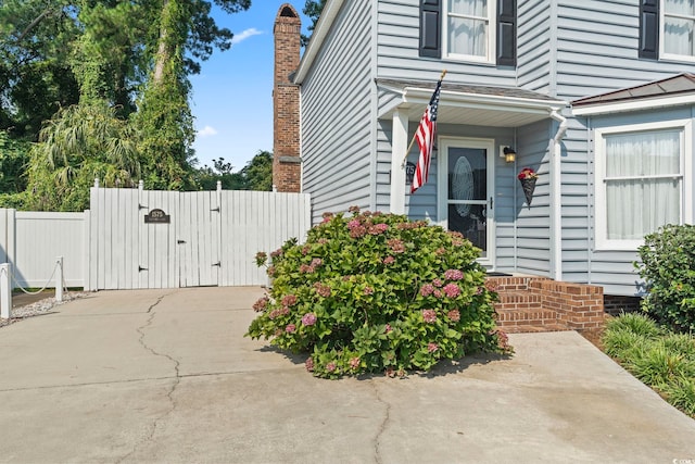 1575 Victoria Ln, Myrtle Beach, SC 29577 - doorway to property with a gate
