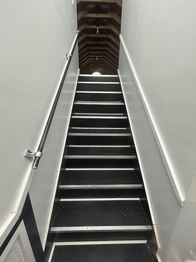 5904 Bridlewood Rd, North Myrtle Beach, SC 29582 - view of stairway