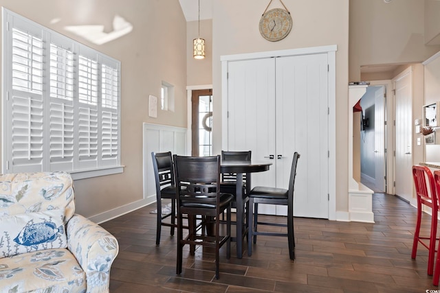 6624 Lagoon Pl, Myrtle Beach, SC 29572 - dining space with a high ceiling and dark wood finished floors