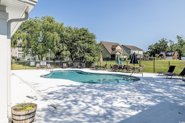 520 Oak Pond Ct, Conway, SC 29526 - community pool featuring a patio area and a residential view