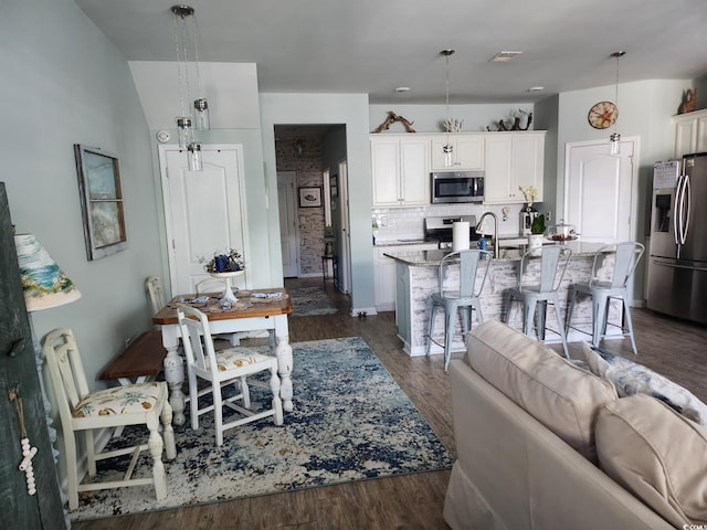 2256 Heritage Loop Unit 2256, Myrtle Beach, SC 29577 - living area with dark wood finished floors