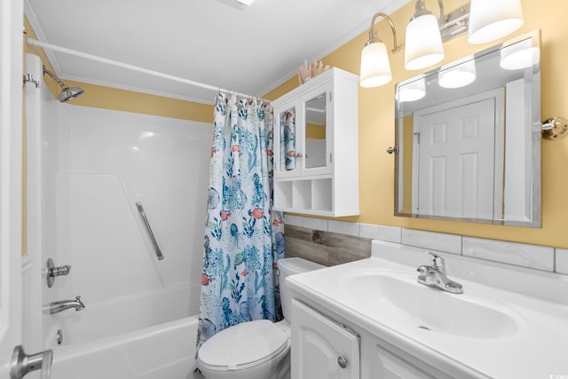 517 S Ocean Blvd Unit 705, North Myrtle Beach, SC 29582 - full bath featuring shower / bath combo with shower curtain, vanity, and crown molding