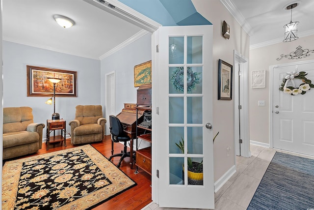 2761 Kruzel St Unit H, Myrtle Beach, SC 29577 - foyer featuring crown molding and baseboards