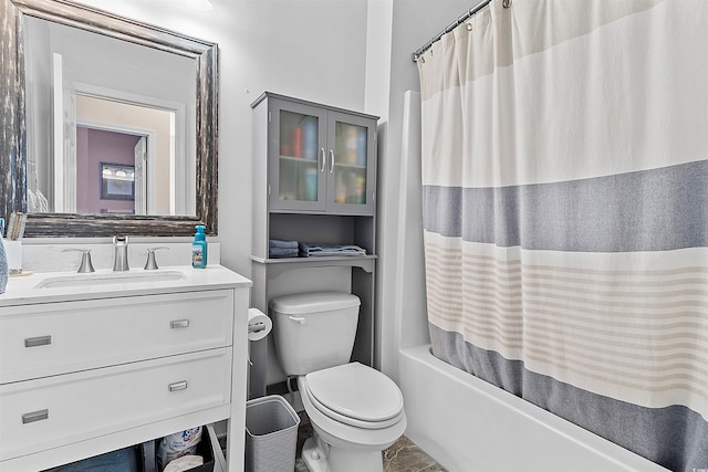 2761 Kruzel St Unit H, Myrtle Beach, SC 29577 - bathroom featuring shower / bathtub combination with curtain and vanity