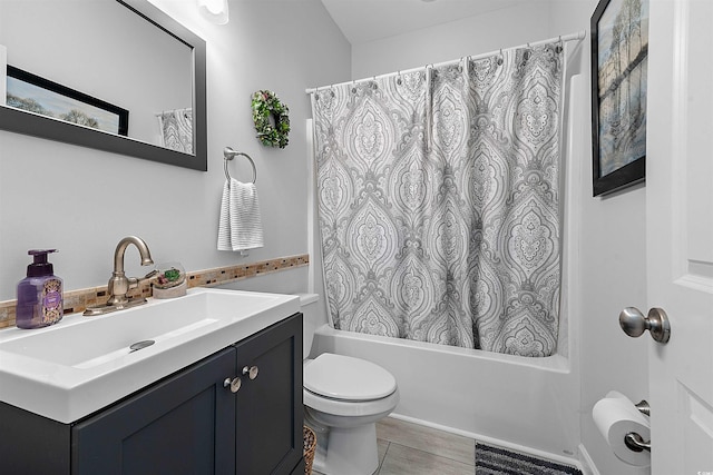 2761 Kruzel St Unit H, Myrtle Beach, SC 29577 - full bath featuring vanity and shower / bath combination with curtain