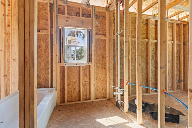 196 Brown Pelican Loop, Pawleys Island, SC 29585 - bathroom with a bathtub