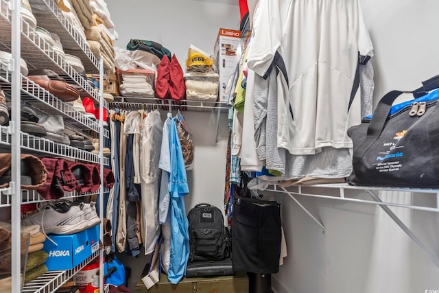 1524 Sayebrook Pkwy, Myrtle Beach, SC 29588 - view of walk in closet