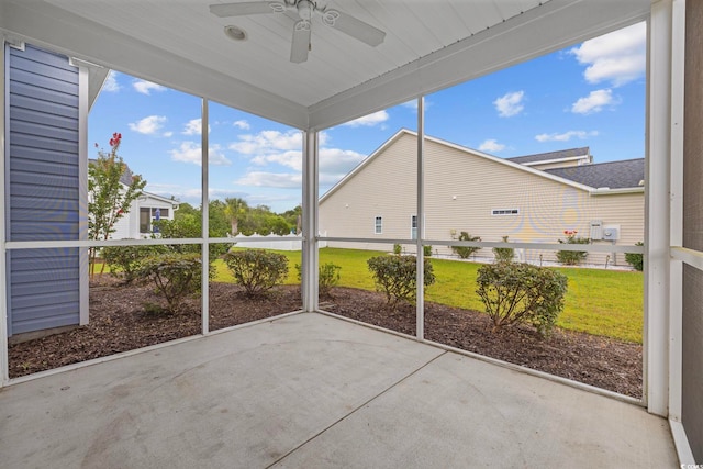 219 Glenmoor Dr, Conway, SC 29526 - unfurnished sunroom featuring a ceiling fan