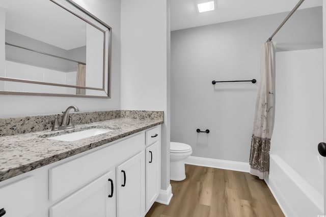 529 Oak Lawn Rd, Georgetown, SC 29440 - full bath with vanity, wood finished floors, and shower / tub combo