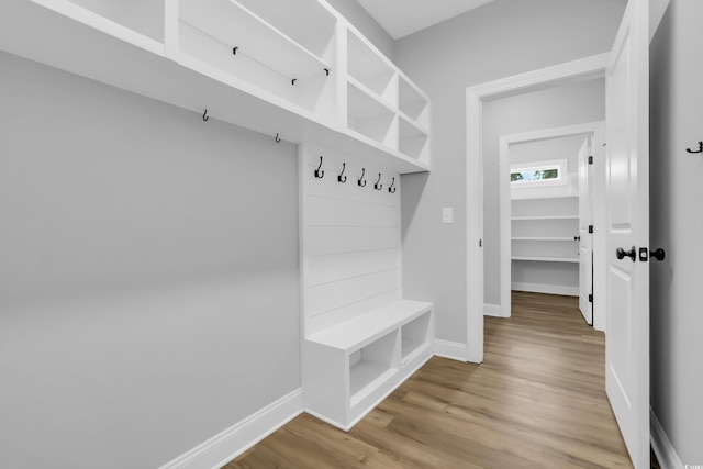 529 Oak Lawn Rd, Georgetown, SC 29440 - mudroom featuring baseboards and light wood-style flooring