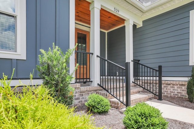 529 Oak Lawn Rd, Georgetown, SC 29440 - property entrance with covered porch