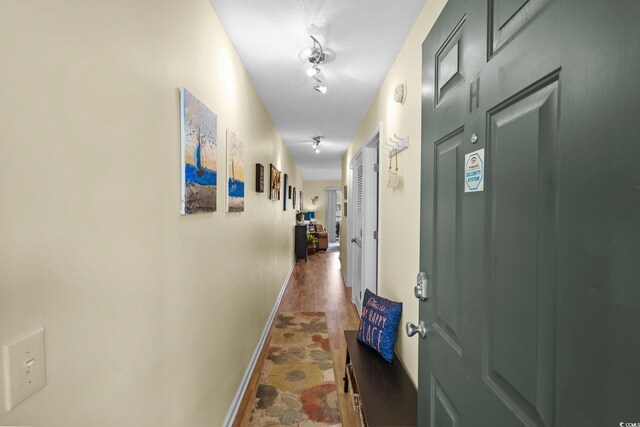 202 Landing Rd Unit 202H, North Myrtle Beach, SC 29582 - hall featuring baseboards