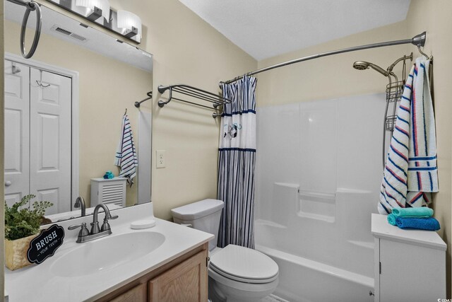 202 Landing Rd Unit 202H, North Myrtle Beach, SC 29582 - full bathroom featuring vanity and shower / tub combo with curtain