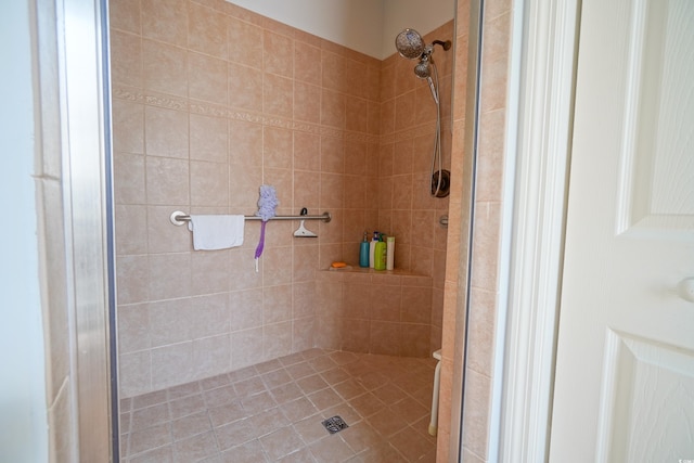530 Inverarry St, Murrells Inlet, SC 29576 - bathroom with tiled shower
