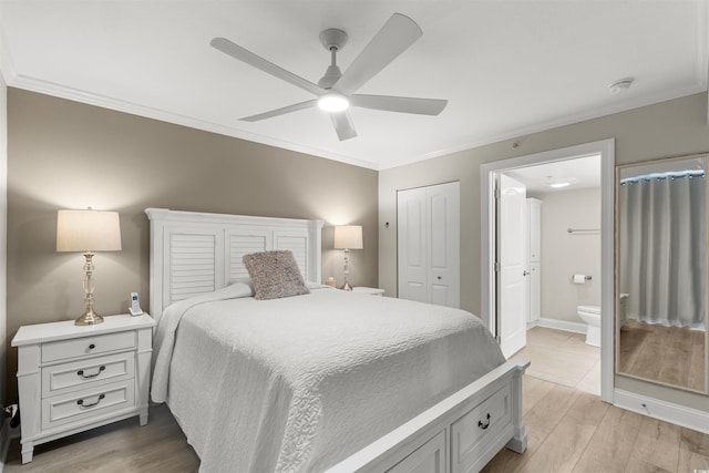1819 N Ocean Blvd Unit 1518, North Myrtle Beach, SC 29582 - bedroom featuring crown molding, a closet, light wood-style floors, ensuite bath, and ceiling fan