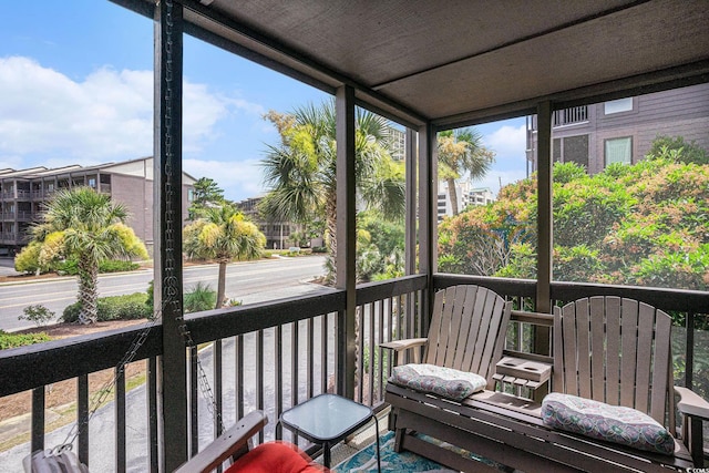 207 N Ocean Blvd Unit 139, North Myrtle Beach, SC 29582 - view of sunroom / solarium