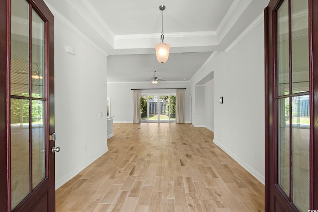 957 Bronwyn Cir N, Myrtle Beach, SC 29582 - foyer with ceiling fan, light wood finished floors, a raised ceiling, and crown molding