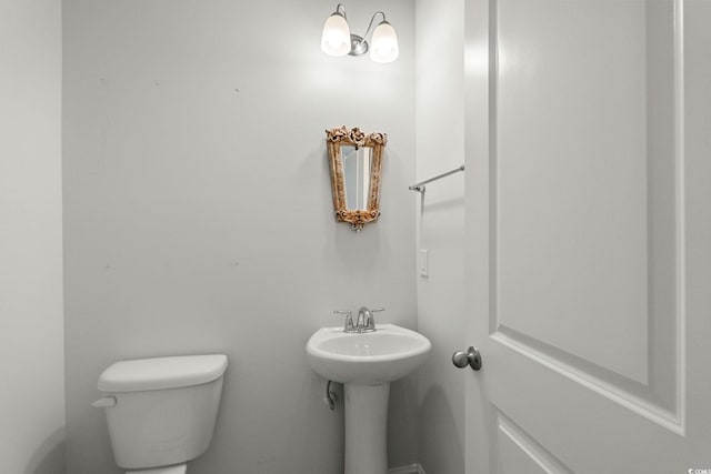 957 Bronwyn Cir N, Myrtle Beach, SC 29582 - bathroom with toilet and a sink
