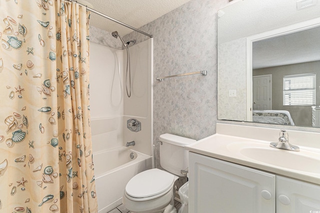 102 N Ocean Blvd Unit 508, North Myrtle Beach, SC 29582 - bathroom with a textured ceiling, shower / tub combo, wallpapered walls, vanity, and ensuite bathroom