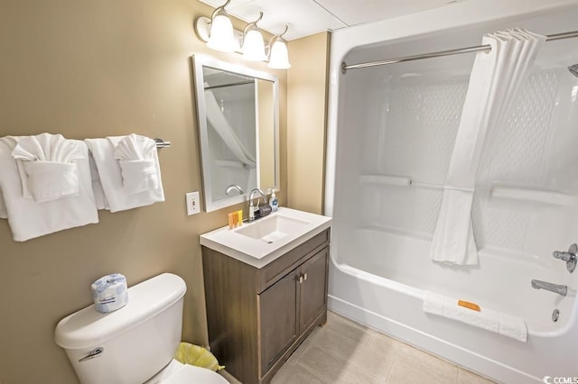 2000 N Ocean Blvd Unit 1117, Myrtle Beach, SC 29577 - full bath featuring vanity, washtub / shower combination, and tile patterned flooring