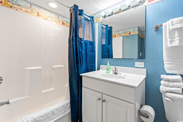 5310 N Ocean Blvd Unit 7C, North Myrtle Beach, SC 29582 - full bath with vanity, shower / bath combination with curtain, and a textured ceiling