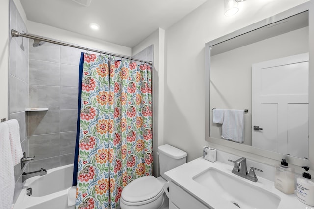 8906 Freya Way Unit 24A, Longs, SC 29568 - full bath featuring vanity, shower / bathtub combination with curtain, and recessed lighting