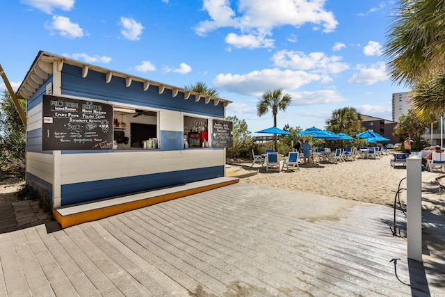 304 N Ocean Blvd Unit 1402, North Myrtle Beach, SC 29582 - surrounding community featuring a deck