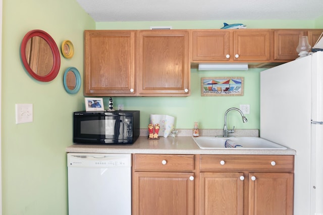 919 Dock Pl, Murrells Inlet, SC 29576 - kitchen featuring white appliances and light countertops