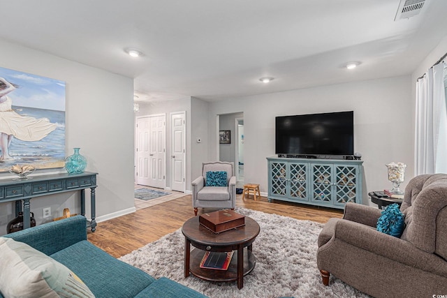 964 Oakwood Ln, Myrtle Beach, SC 29572 - living room featuring wood finished floors and recessed lighting