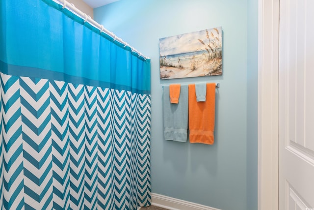 116 Olympus Ln, Conway, SC 29527 - full bath featuring curtained shower and baseboards