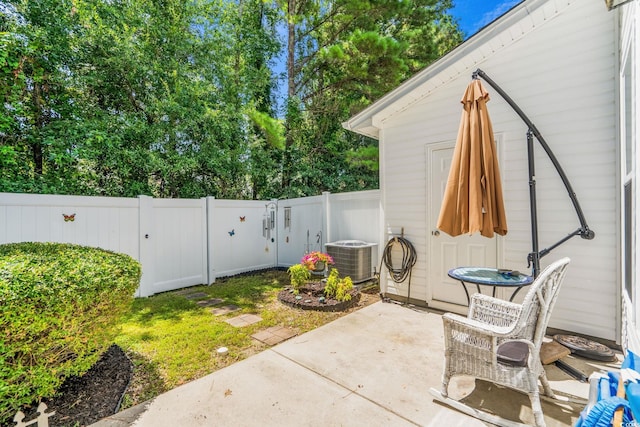 190 Olde Towne Way Unit 3, Myrtle Beach, SC 29588 - fenced backyard with a gate and a patio