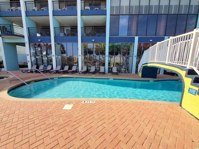6804 N Ocean Blvd Unit 1621, Myrtle Beach, SC 29572 - view of community pool