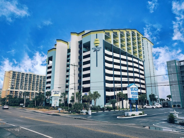 6804 N Ocean Blvd Unit 1621, Myrtle Beach, SC 29572 - view of property featuring uncovered parking