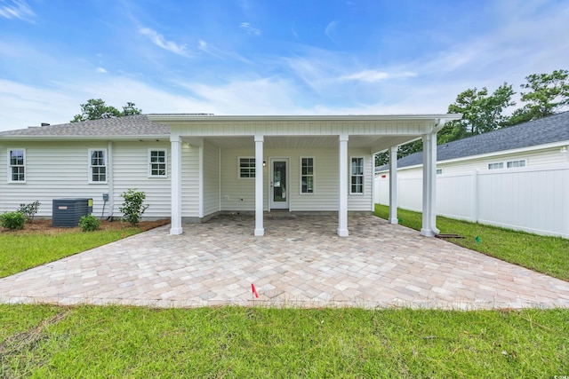 9655 Kings Grant Dr, Murrells Inlet, SC 29576 - rear view of house