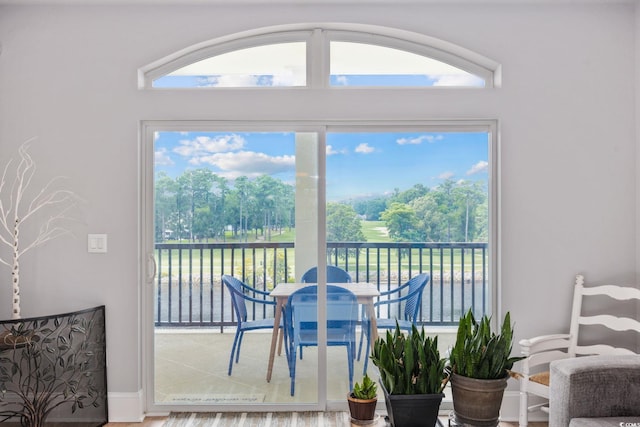 265 Venice Way Unit 1-404, Myrtle Beach, SC 29577 - view of sunroom / solarium