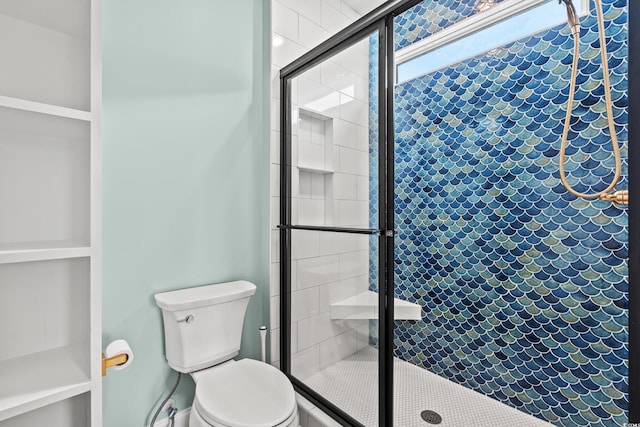 304 29th Ave N, North Myrtle Beach, SC 29582 - bathroom featuring a shower stall
