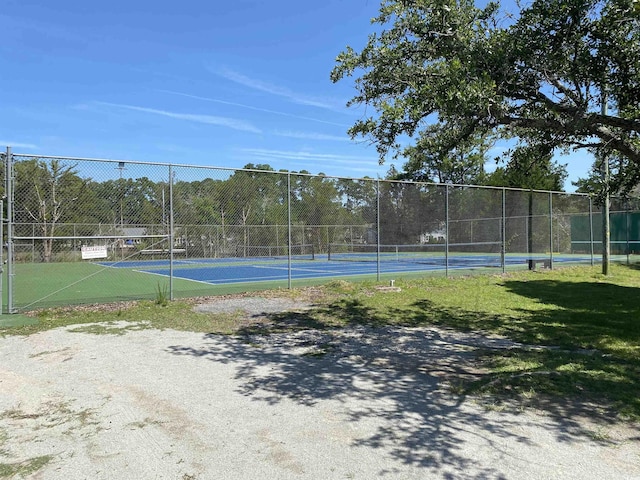 2232 Franklin Cir, Little River, SC 29566 - view of tennis court
