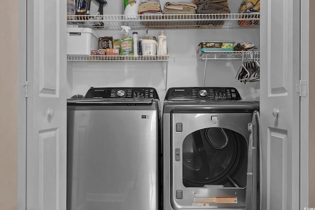 3922 Glenmere Dr, Myrtle Beach, SC 29588 - washroom featuring washing machine and dryer