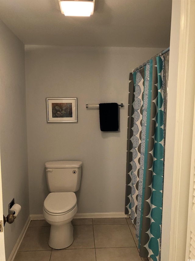 910 Perrin Dr, North Myrtle Beach, SC 29582 - full bathroom featuring tile patterned flooring and a shower with curtain