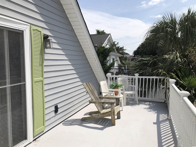 910 Perrin Dr, North Myrtle Beach, SC 29582 - view of balcony