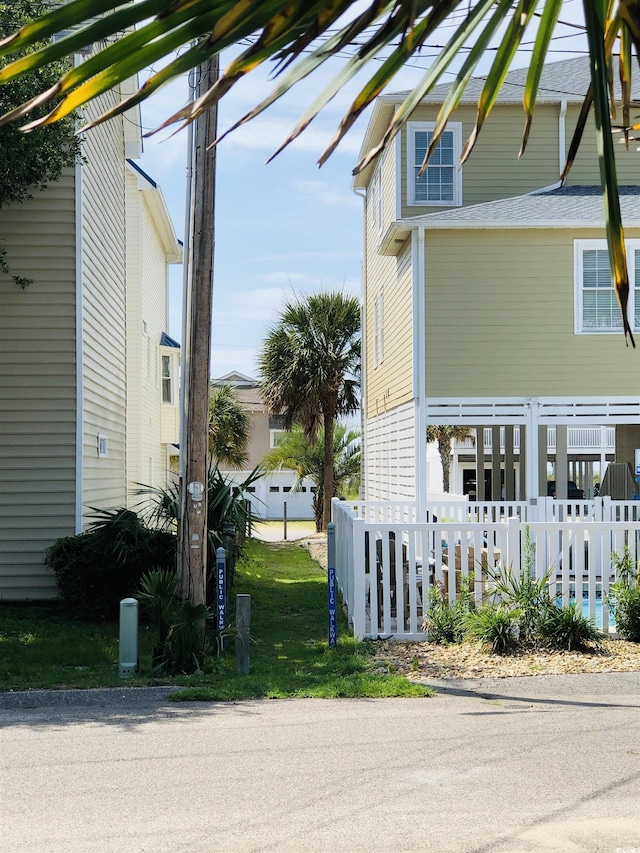 910 Perrin Dr, North Myrtle Beach, SC 29582 - view of side of property