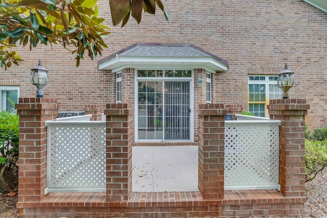 192 Hamby Dr, Pawleys Island, SC 29585 - entrance to property featuring brick siding