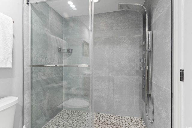 603 S Ocean Blvd Unit 1109, North Myrtle Beach, SC 29582 - bathroom featuring a shower stall